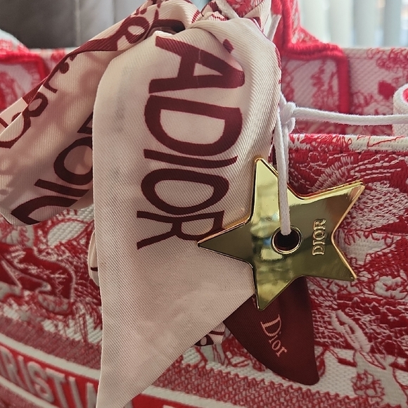 Dior Red and White Tote Bag GWP - Picture 2 of 7